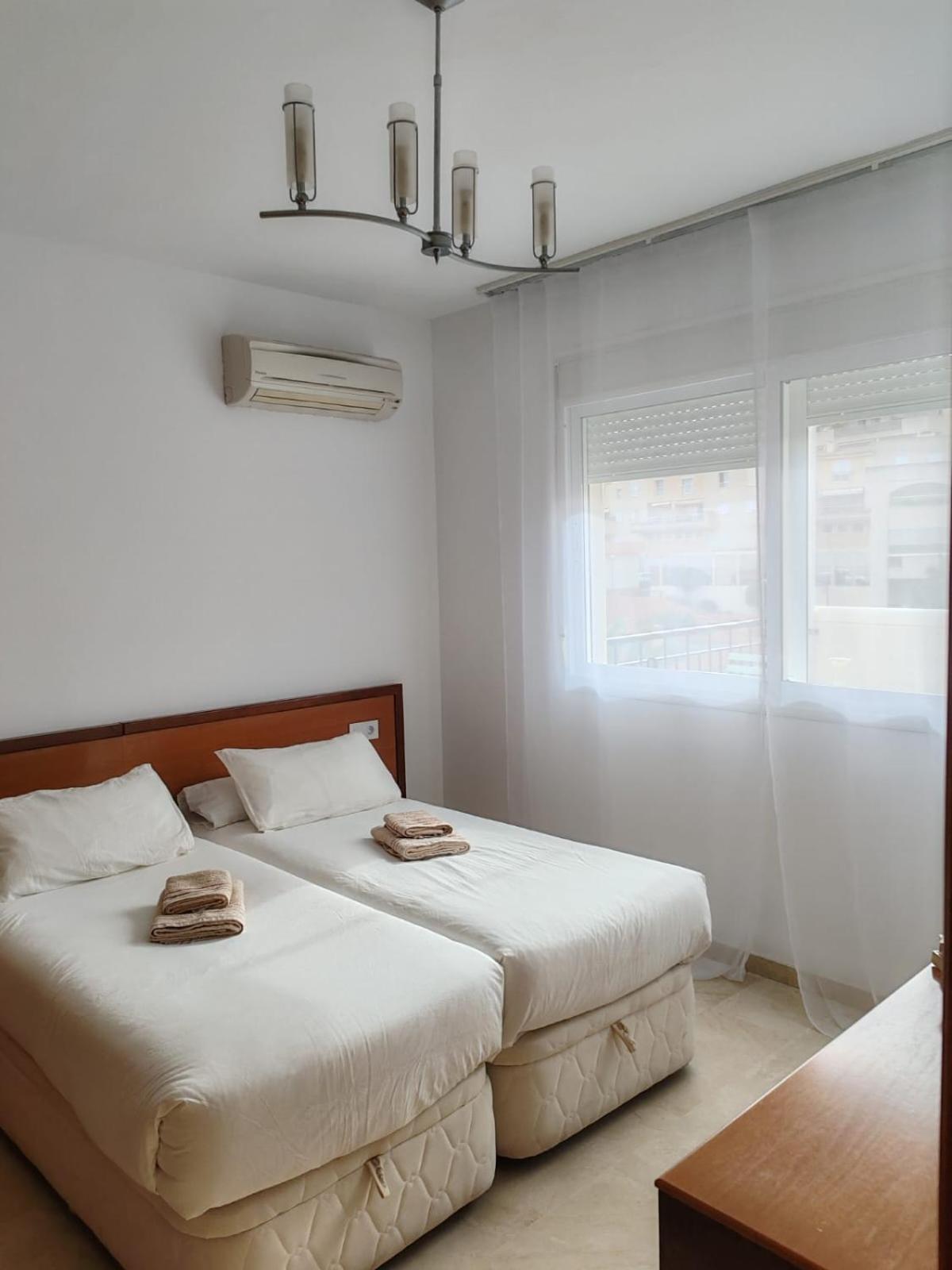 Seaview Apartment With Great Amenities & Facilities Бенальмадена Экстерьер фото